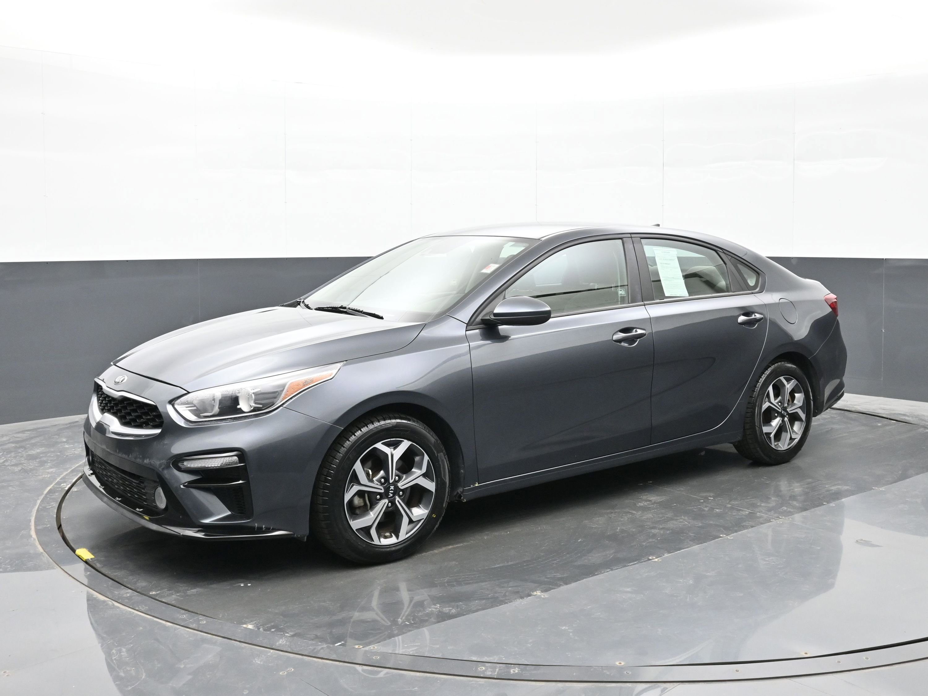 Used 2020 Kia Forte LXS FWD image 8