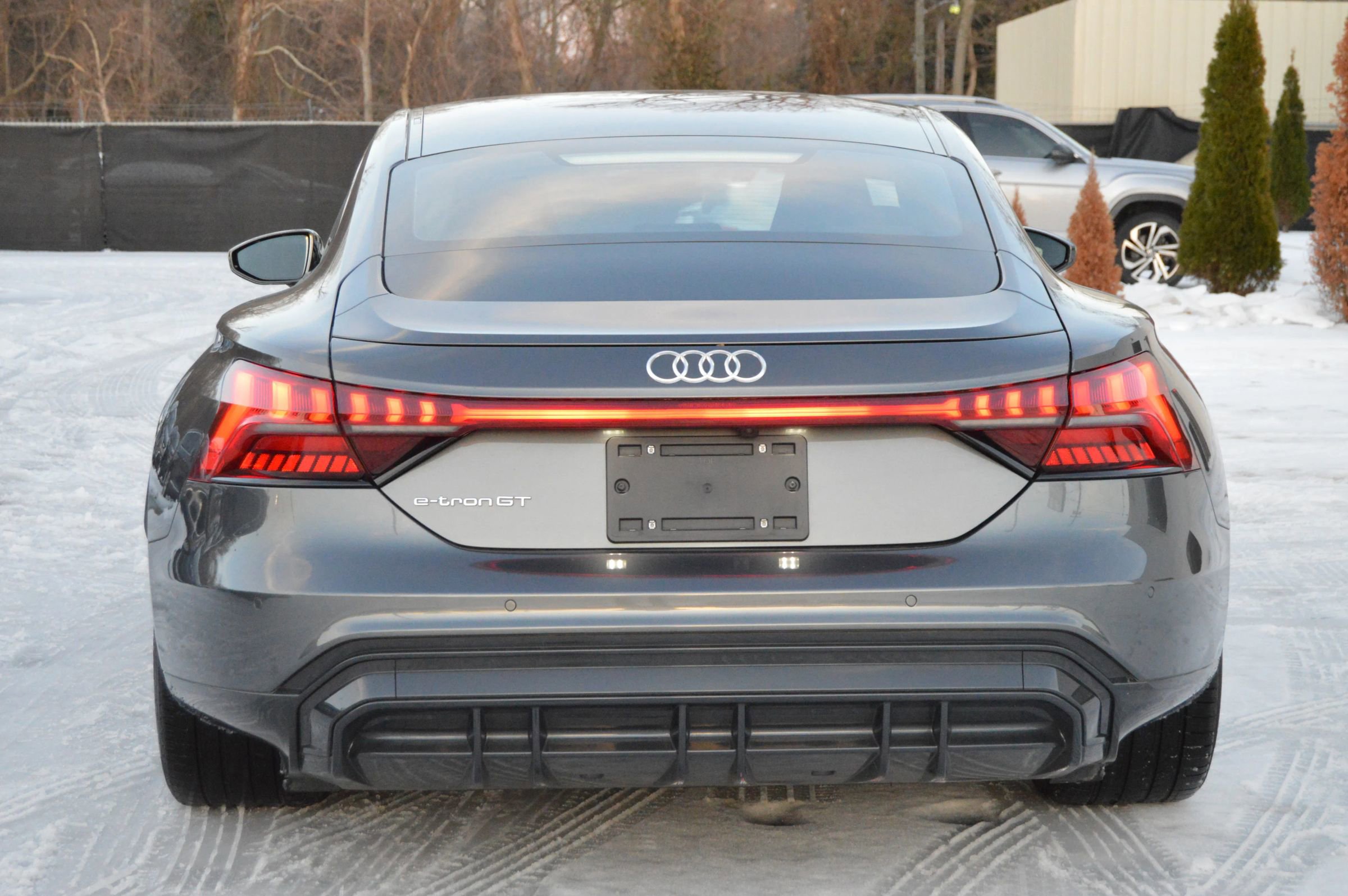 Used 2023 Audi e-tron GT Premium Plus image 5