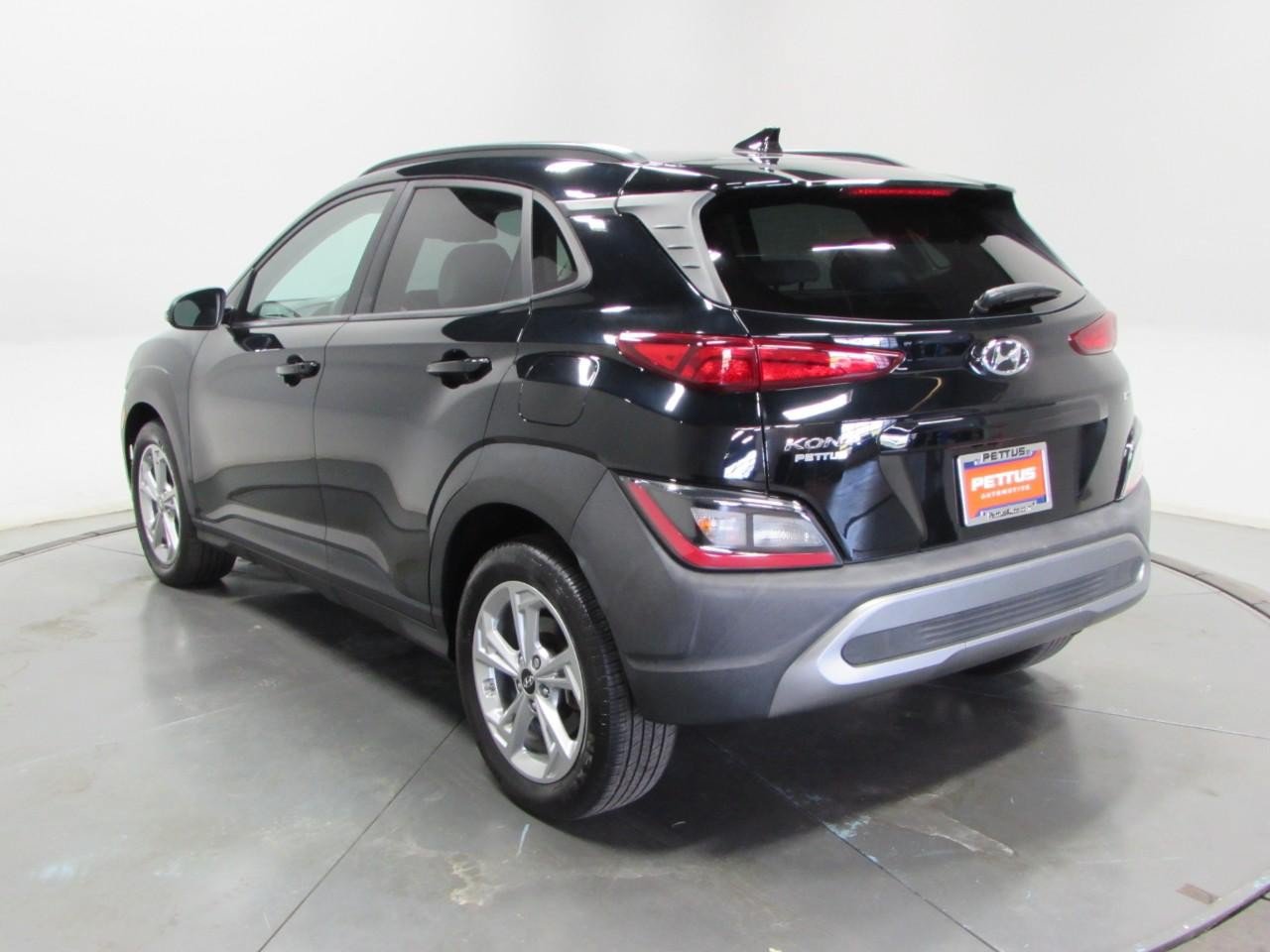 Used 2023 Hyundai Kona SEL w/ Cargo Package AWD/4WD image 5