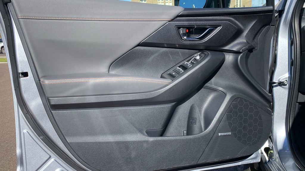 Used 2025 Subaru Crosstrek 2.5i Limited w/ Crosstrek Mirror Package image 17