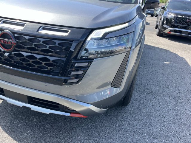 New 2026 Nissan Pathfinder Rock Creek AWD/4WD image 9