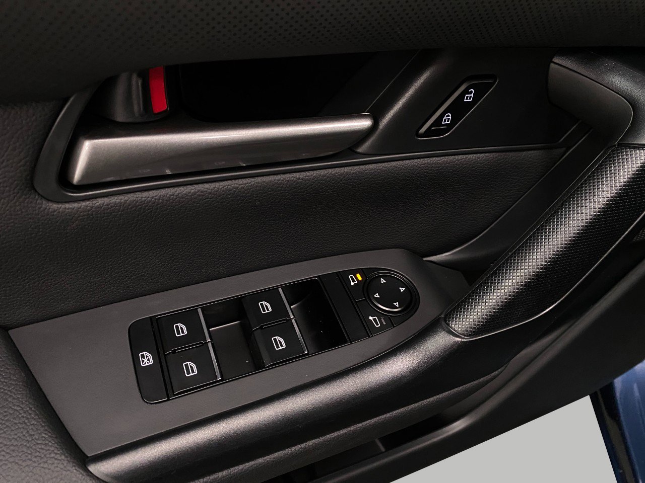 New 2025 MAZDA CX-50 AWD 2.5 S w/ Weather Package image 29