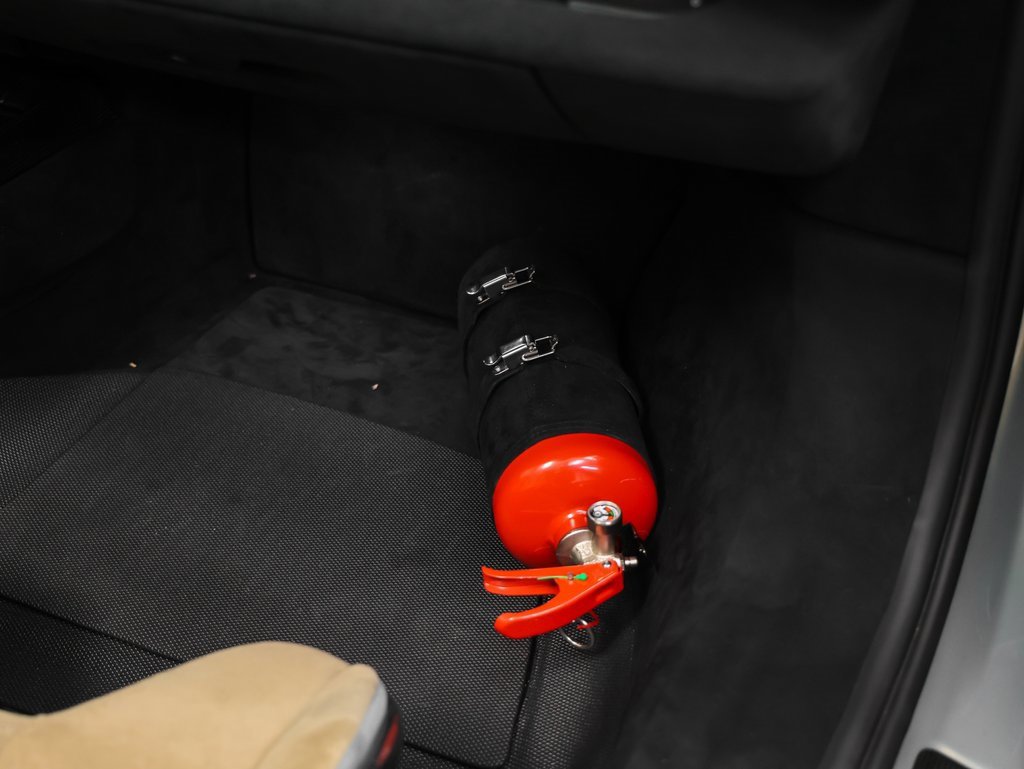 Used 2023 Ferrari 296 GTS image 25