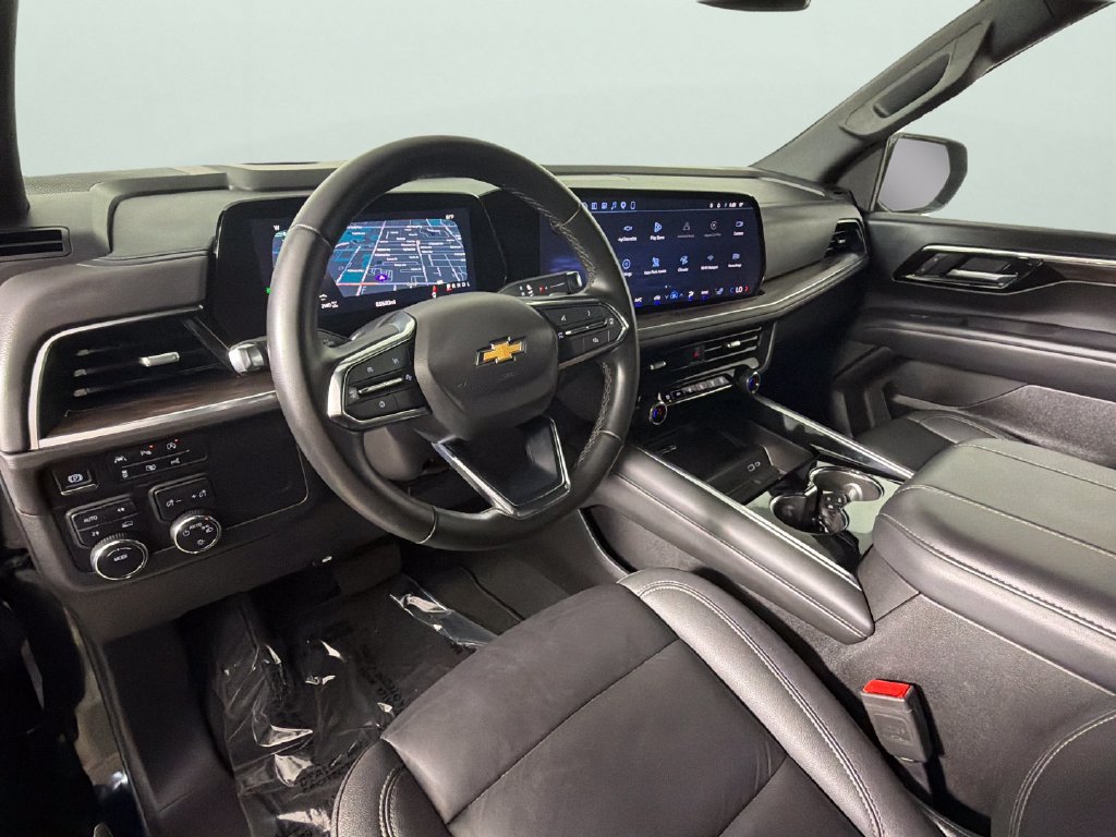 Certified 2025 Chevrolet Suburban LT AWD/4WD image 19
