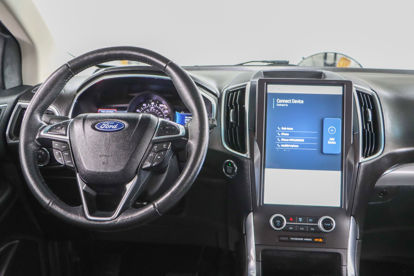 Used 2021 Ford Edge Titanium w/ Cargo Accessory Package image 17