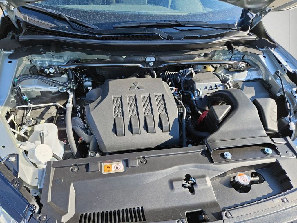 New 2026 Mitsubishi Eclipse Cross LE image 31