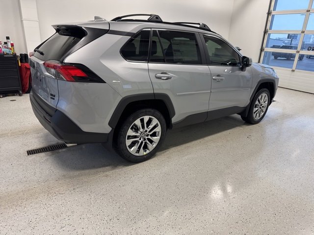 New 2025 Toyota RAV4 XLE Premium image 11