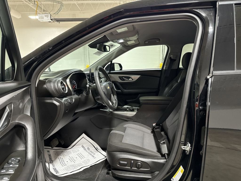 Used 2023 Chevrolet Blazer LT w/ Convenience Package image 19