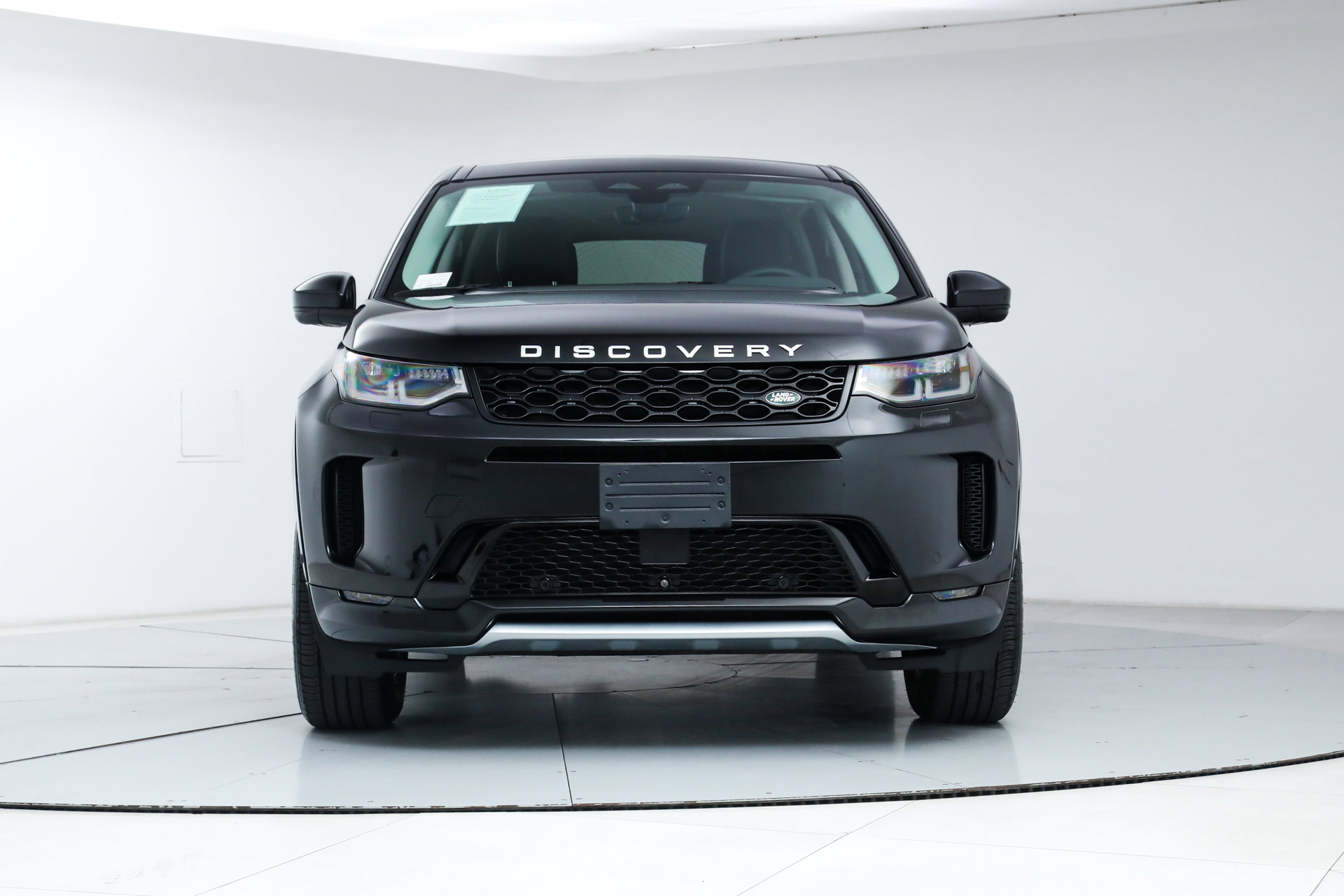 Used 2024 Land Rover Discovery Sport S image 8