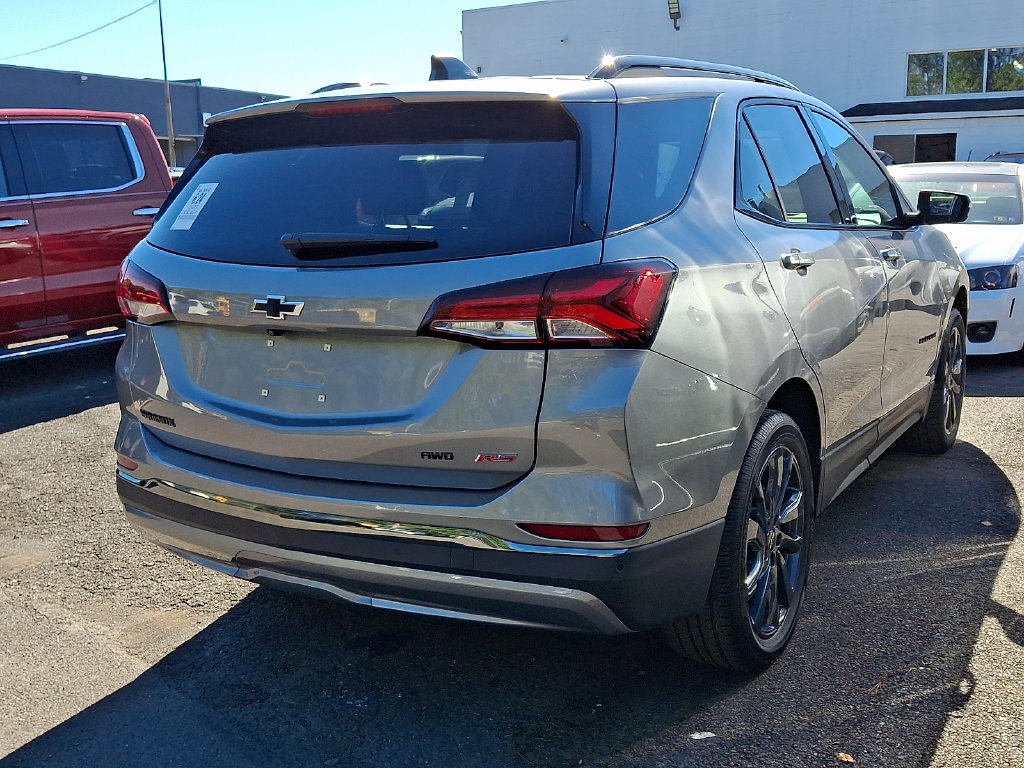 Certified 2023 Chevrolet Equinox RS AWD/4WD image 3