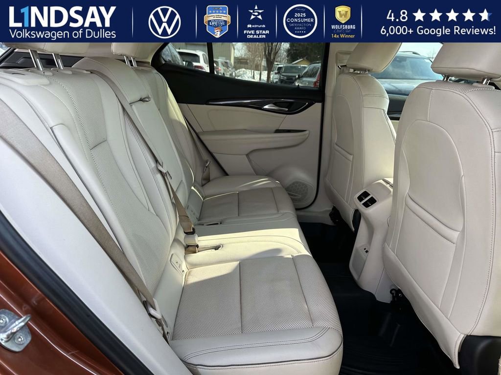 Used 2022 Buick Envision Essence w/ Technology Package I image 12