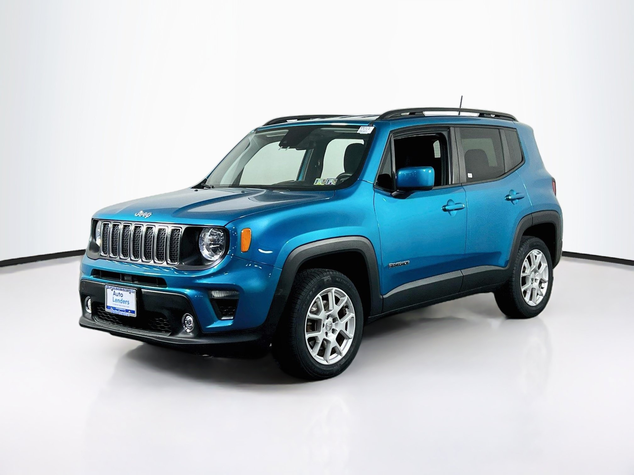 Used 2021 Jeep Renegade Latitude AWD/4WD image 1