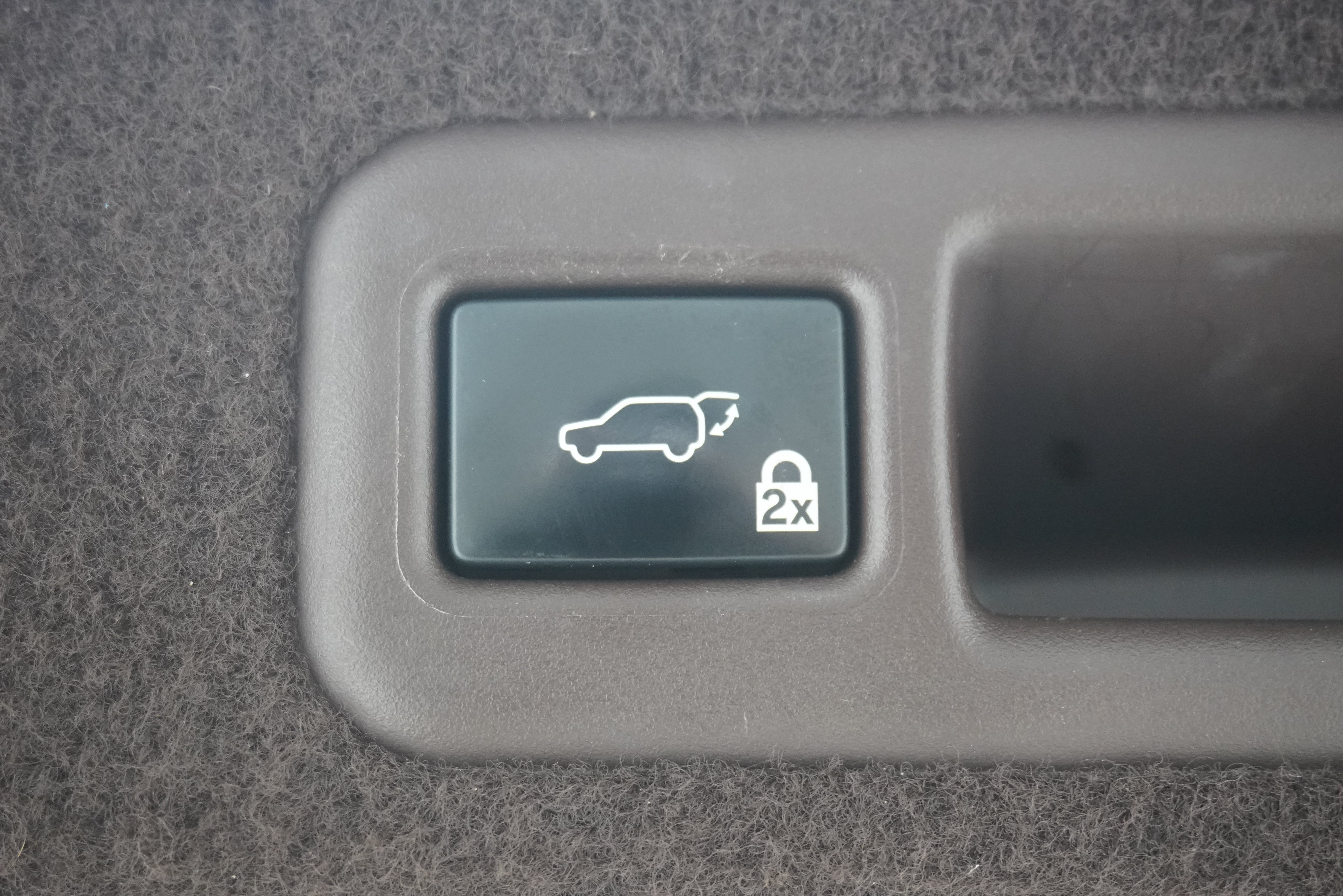 Used 2016 Lexus RX 350 AWD w/ Luxury Package image 34