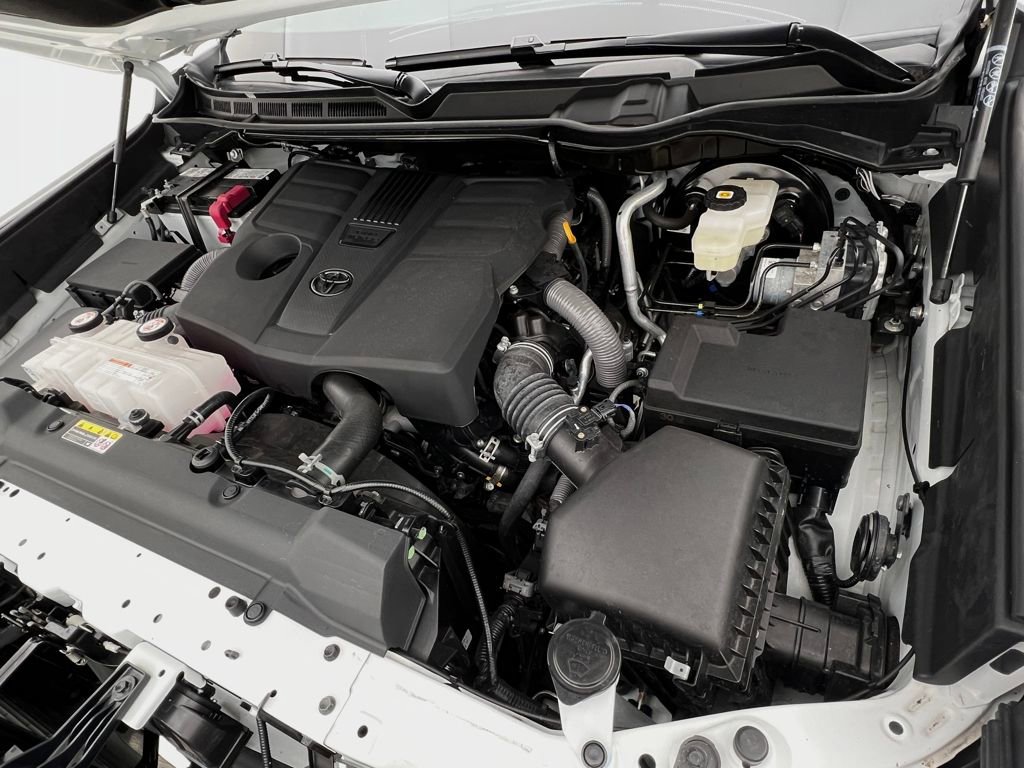 Used 2024 Toyota Tundra SR5 w/ SR5 Convenience Package image 30