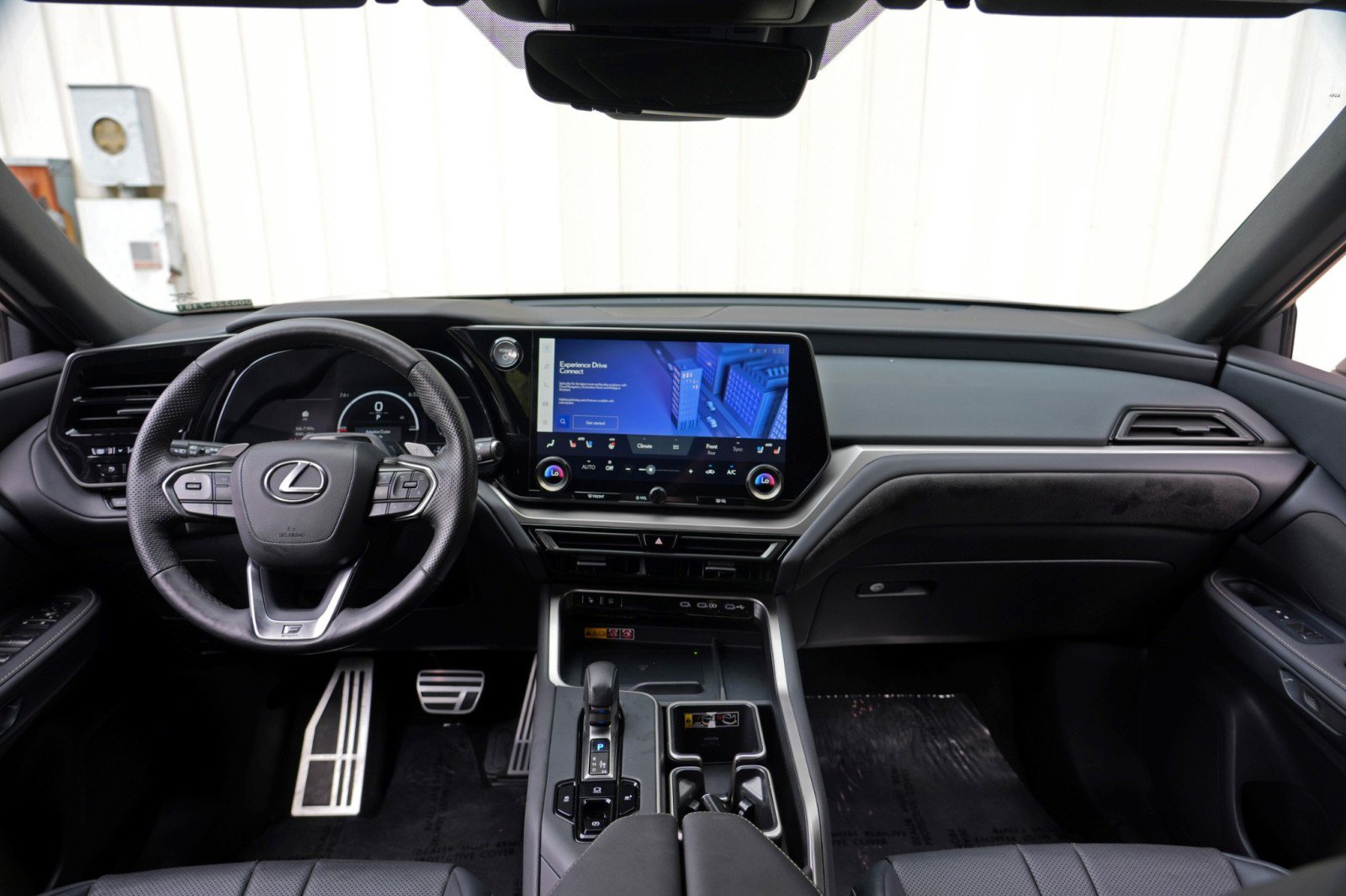 Used 2024 Lexus TX 500h AWD image 12