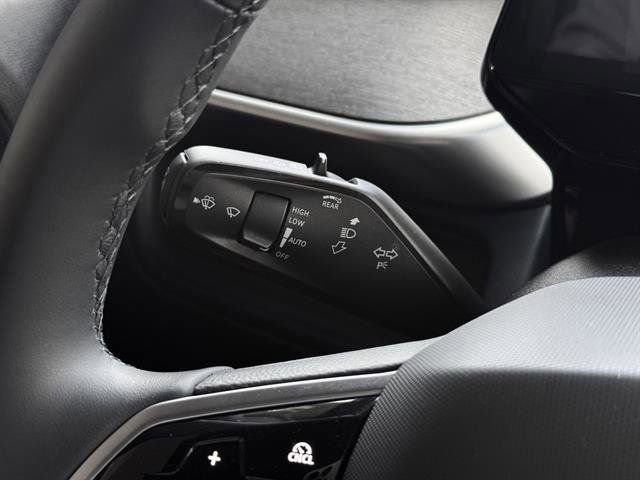 New 2025 Volkswagen ID. Buzz Pro S Plus image 14