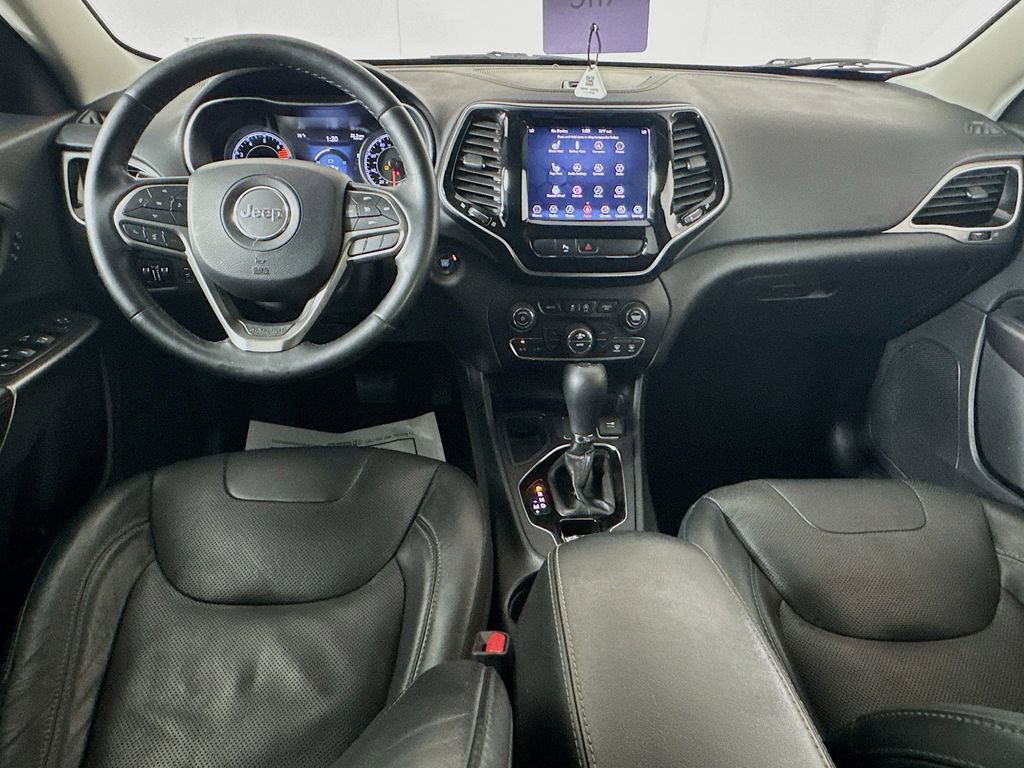 Used 2019 Jeep Cherokee Limited FWD image 20