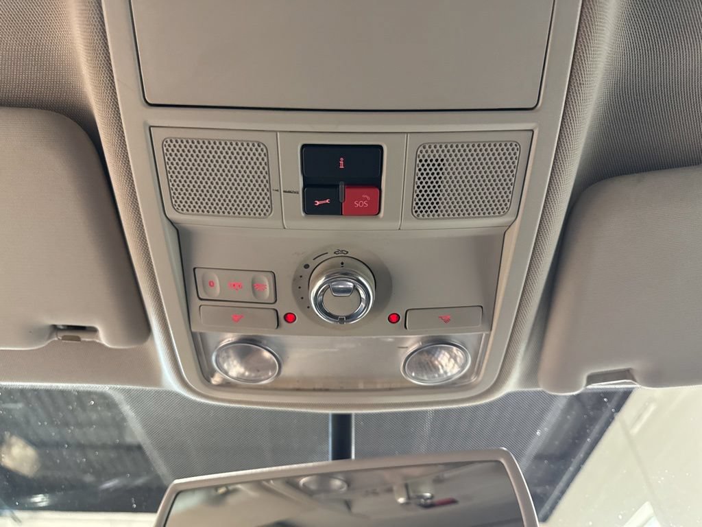 Used 2014 Volkswagen Passat TDI SE FWD image 19