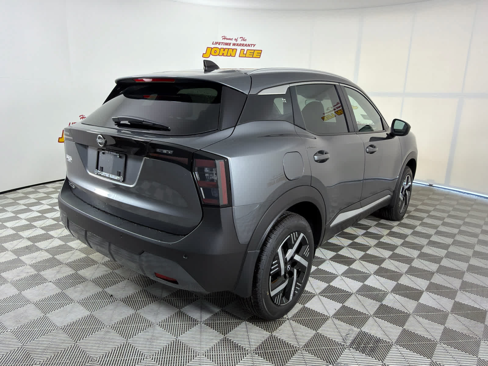 New 2026 Nissan Kicks SV w/ SV Premium Package FWD image 6