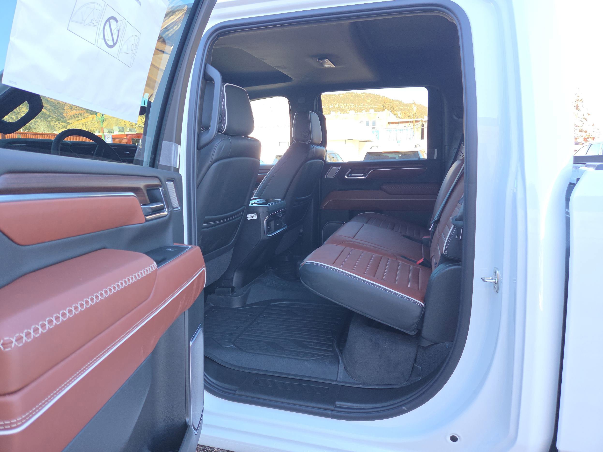 New 2026 GMC Sierra 2500 Denali Ultimate AWD/4WD image 10