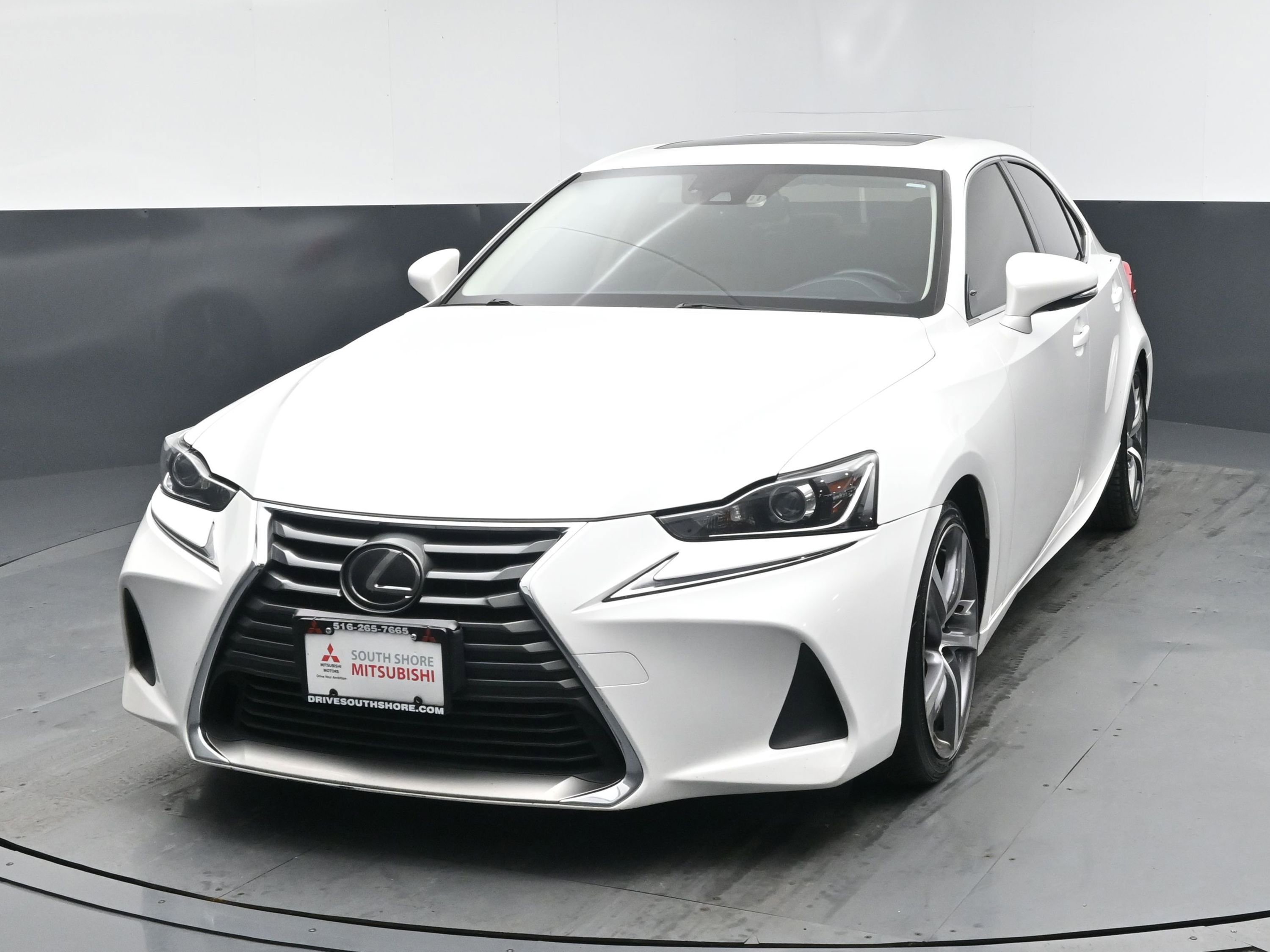 Used 2018 Lexus IS 300 AWD w/ Comfort Package image 19
