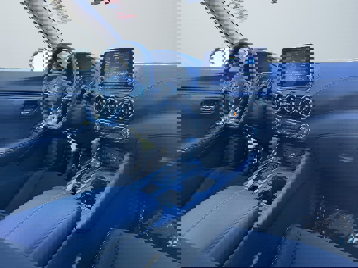 Used 2024 Nissan Sentra SV image 14