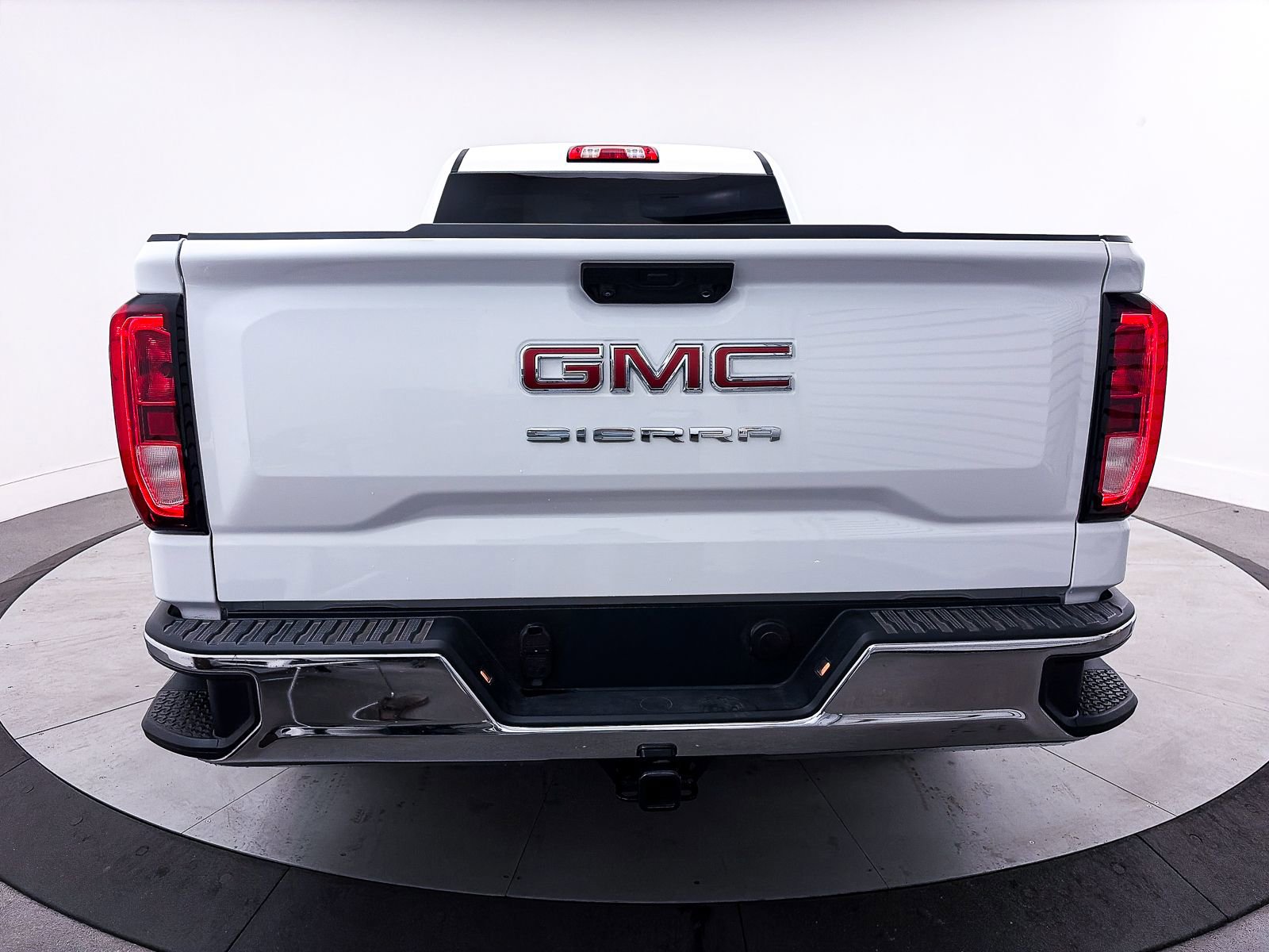 Used 2025 GMC Sierra 1500 AT4X image 14