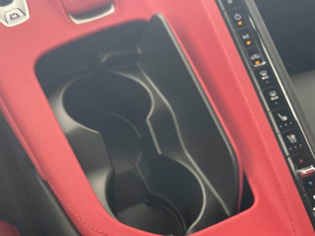 Used 2024 Chevrolet Corvette Stingray Preferred Cpe w/ 2LT image 28