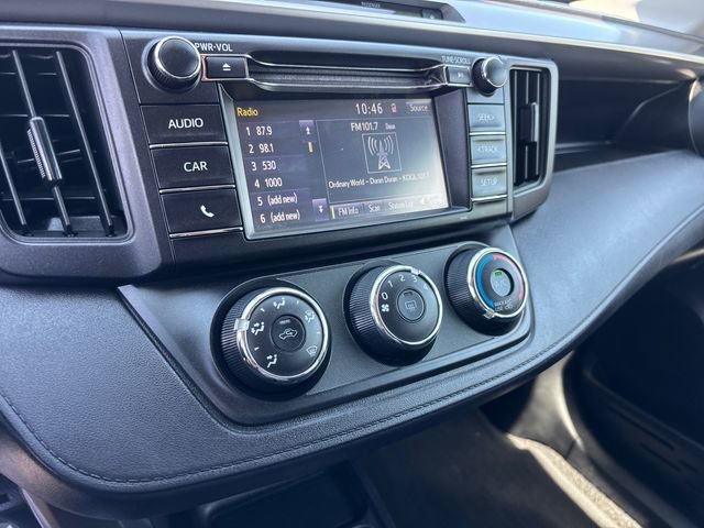 Used 2016 Toyota RAV4 LE FWD image 22