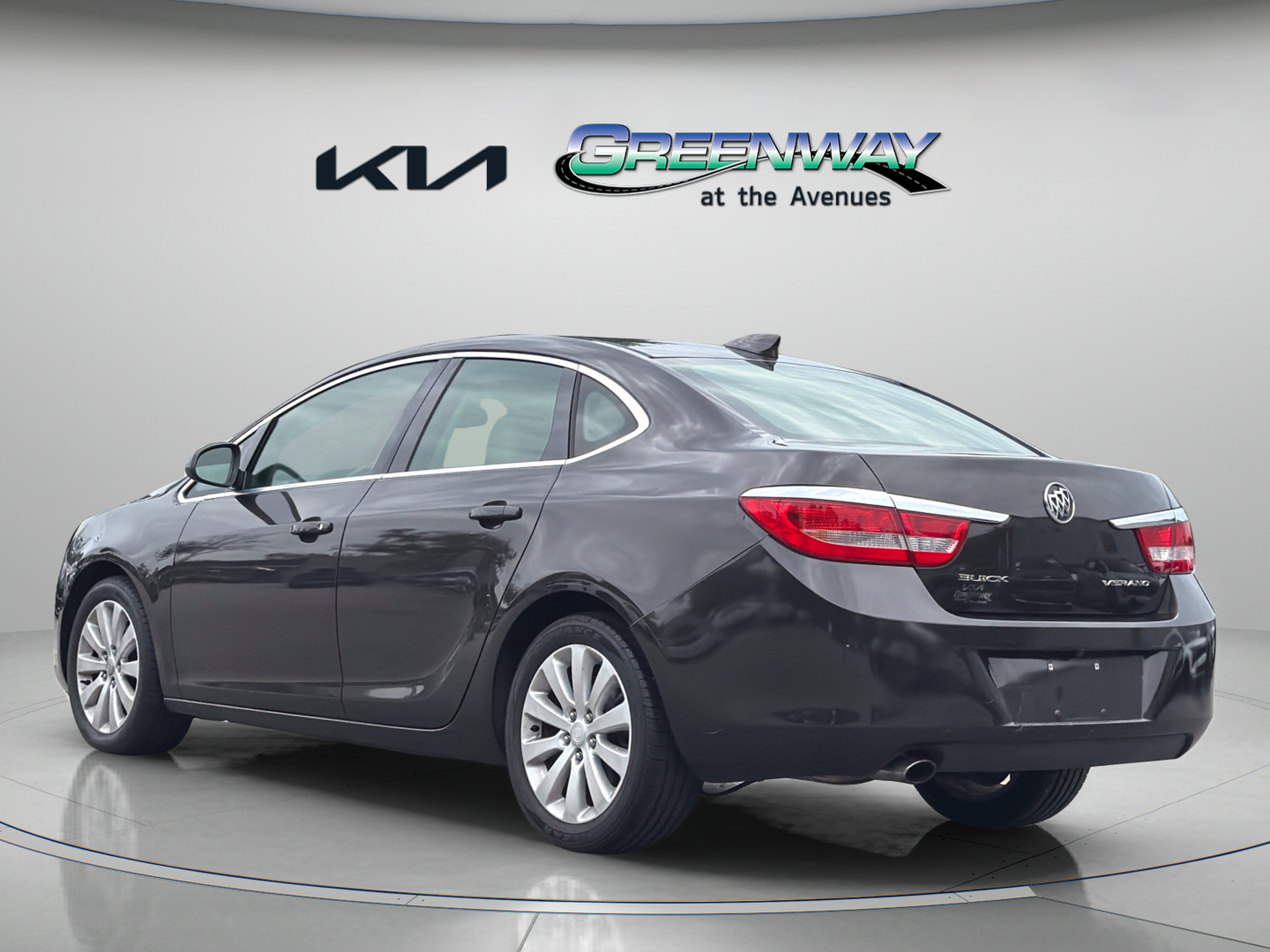 Used 2016 Buick Verano FWD image 4