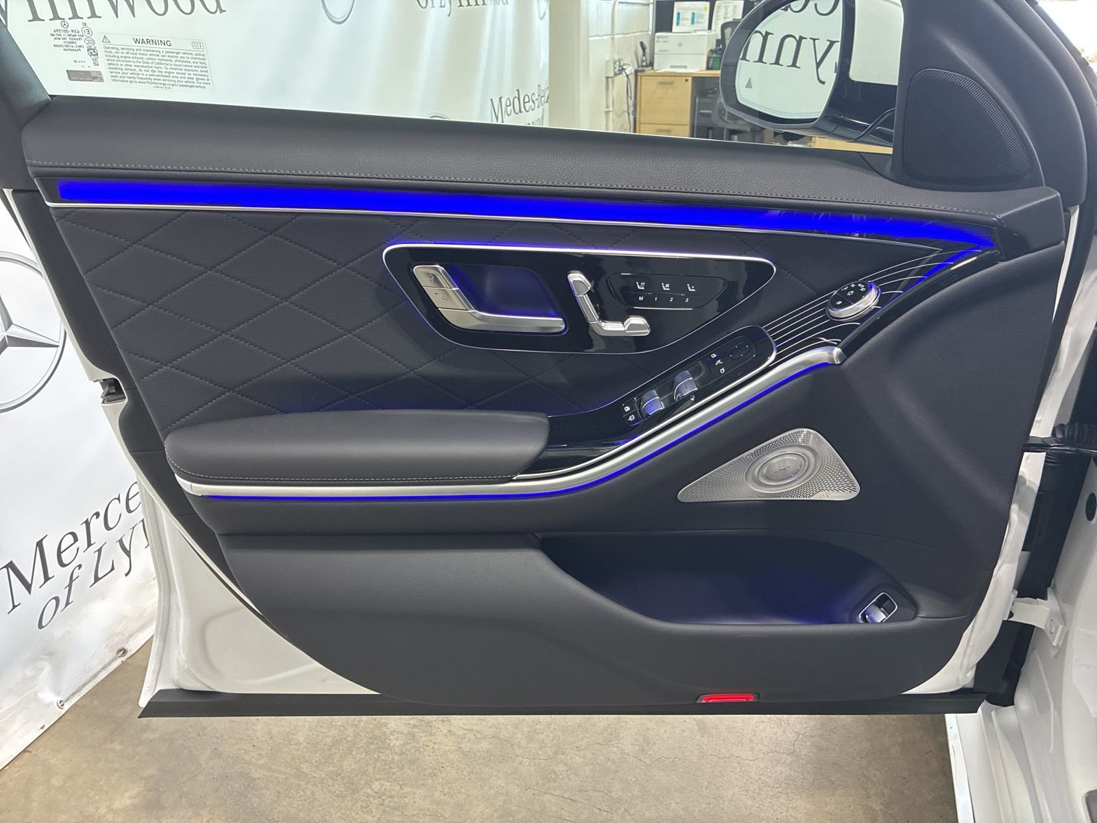 New 2026 Mercedes-Benz S 580 4MATIC Sedan image 8