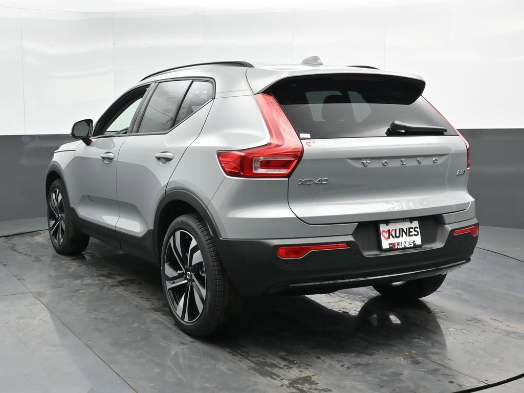 New 2025 Volvo XC40 B5 Ultra w/ Climate Package AWD/4WD image 9