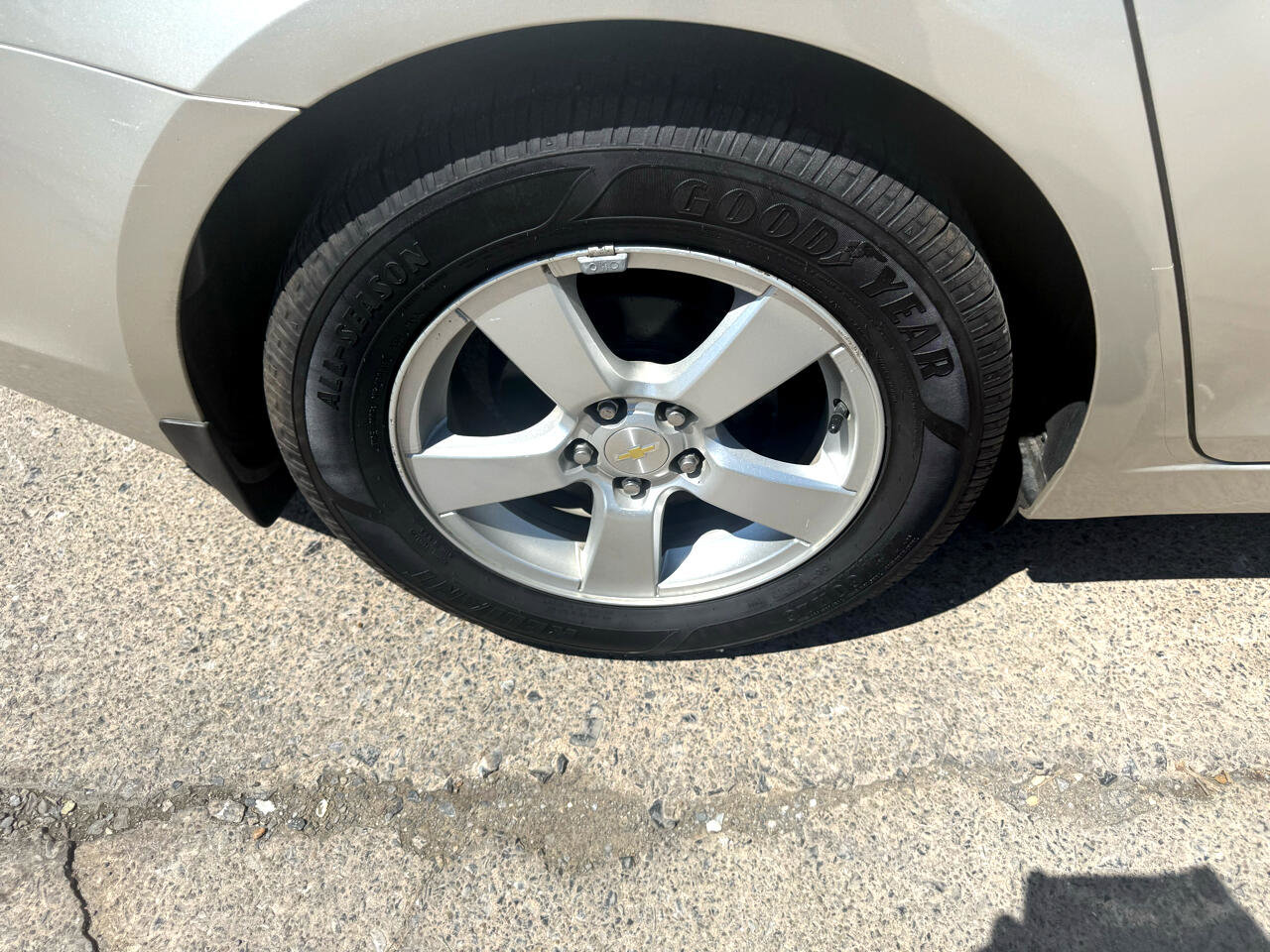 Used 2015 Chevrolet Cruze LT image 14