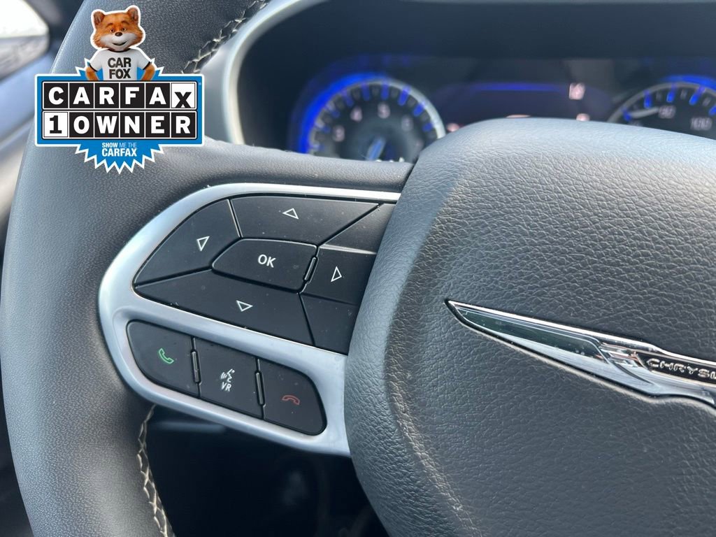 Used 2025 Chrysler Pacifica Select FWD image 34