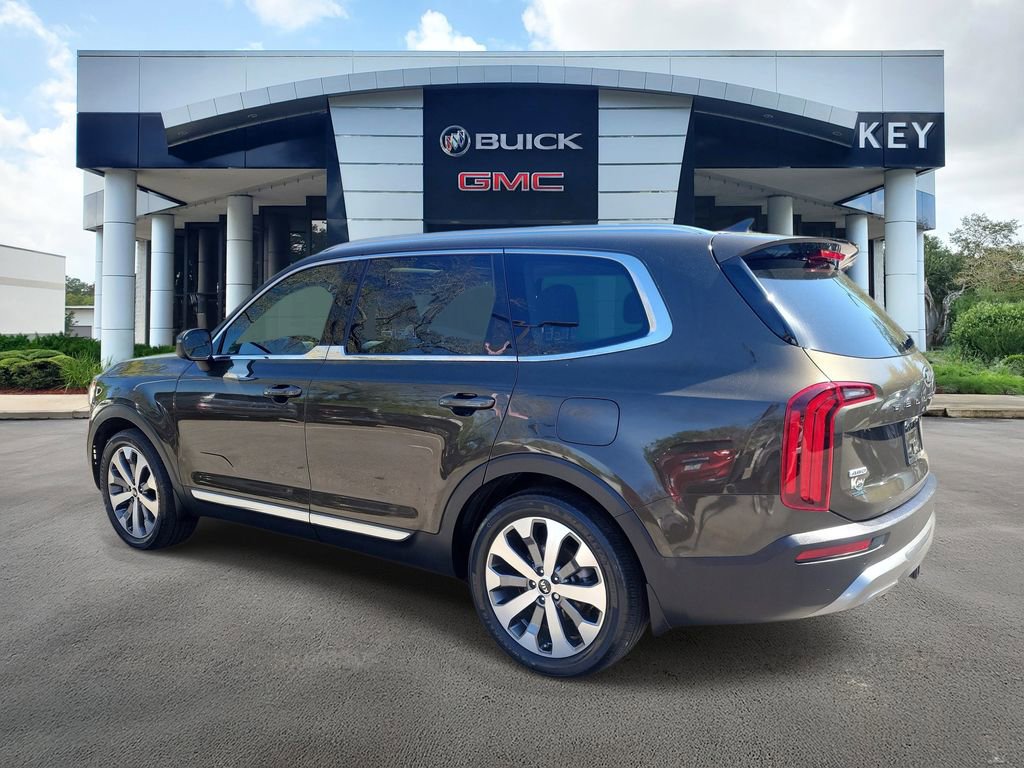 Used 2021 Kia Telluride EX w/ EX Premium Package image 3