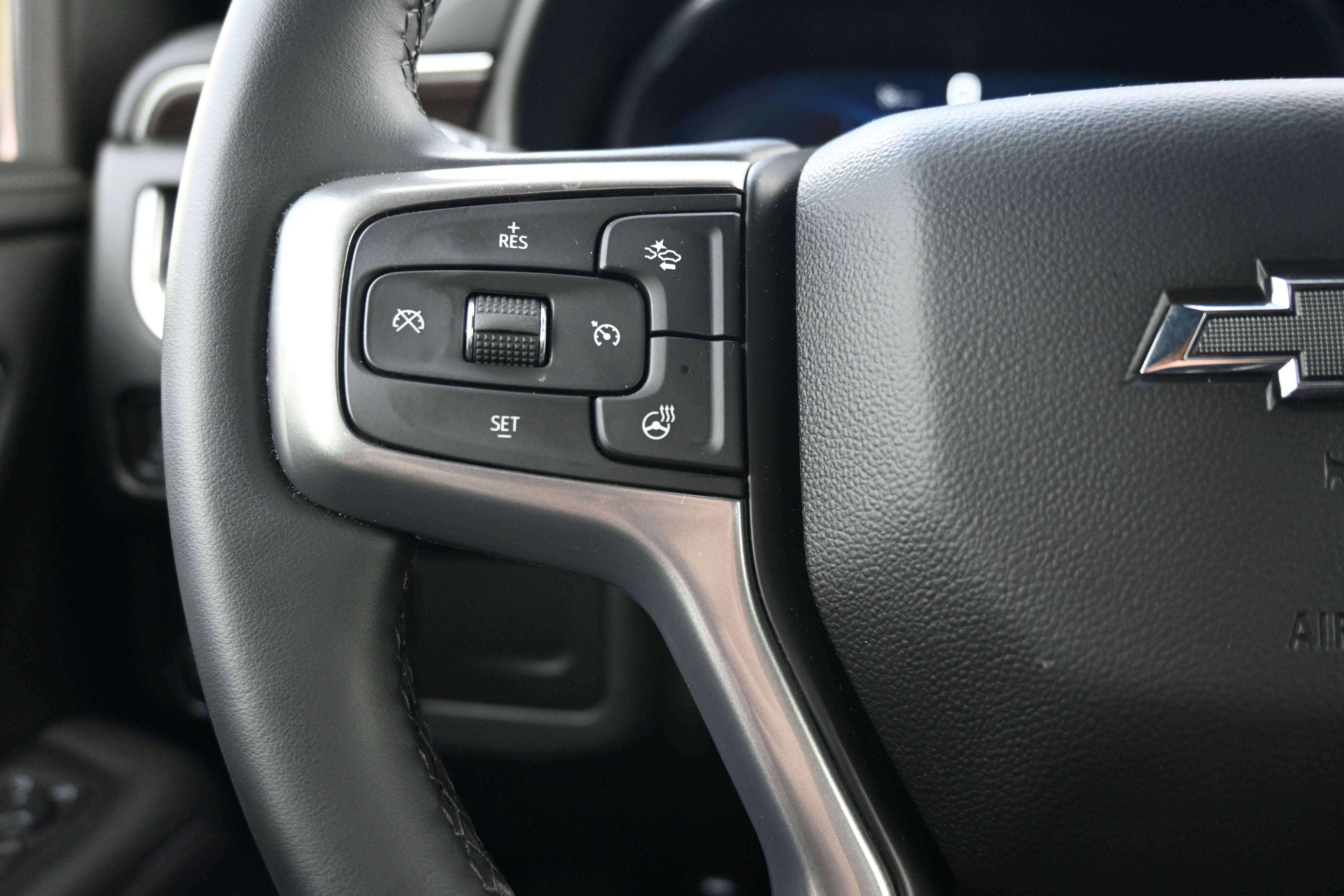 Used 2024 Chevrolet Tahoe Z71 w/ Luxury Package image 29