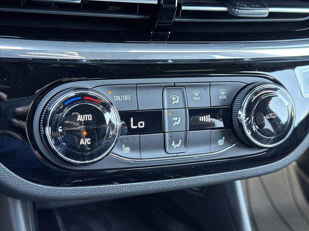 New 2026 Buick Envista Sport Touring w/ Convenience I Package FWD image 20