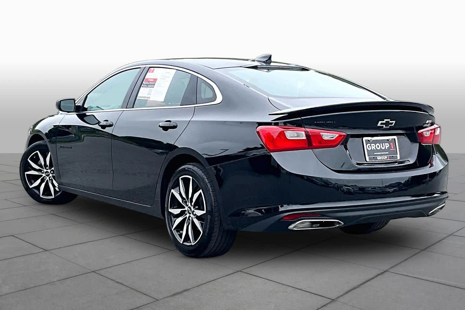 Used 2023 Chevrolet Malibu RS FWD image 12