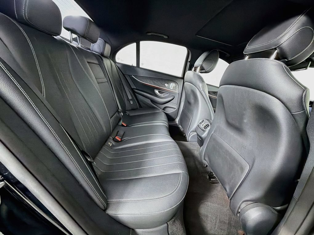 Used 2017 Mercedes-Benz E 300 image 28