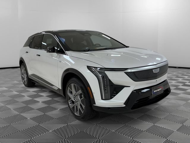 Certified 2025 Cadillac Optiq Luxury 1 AWD/4WD image 7