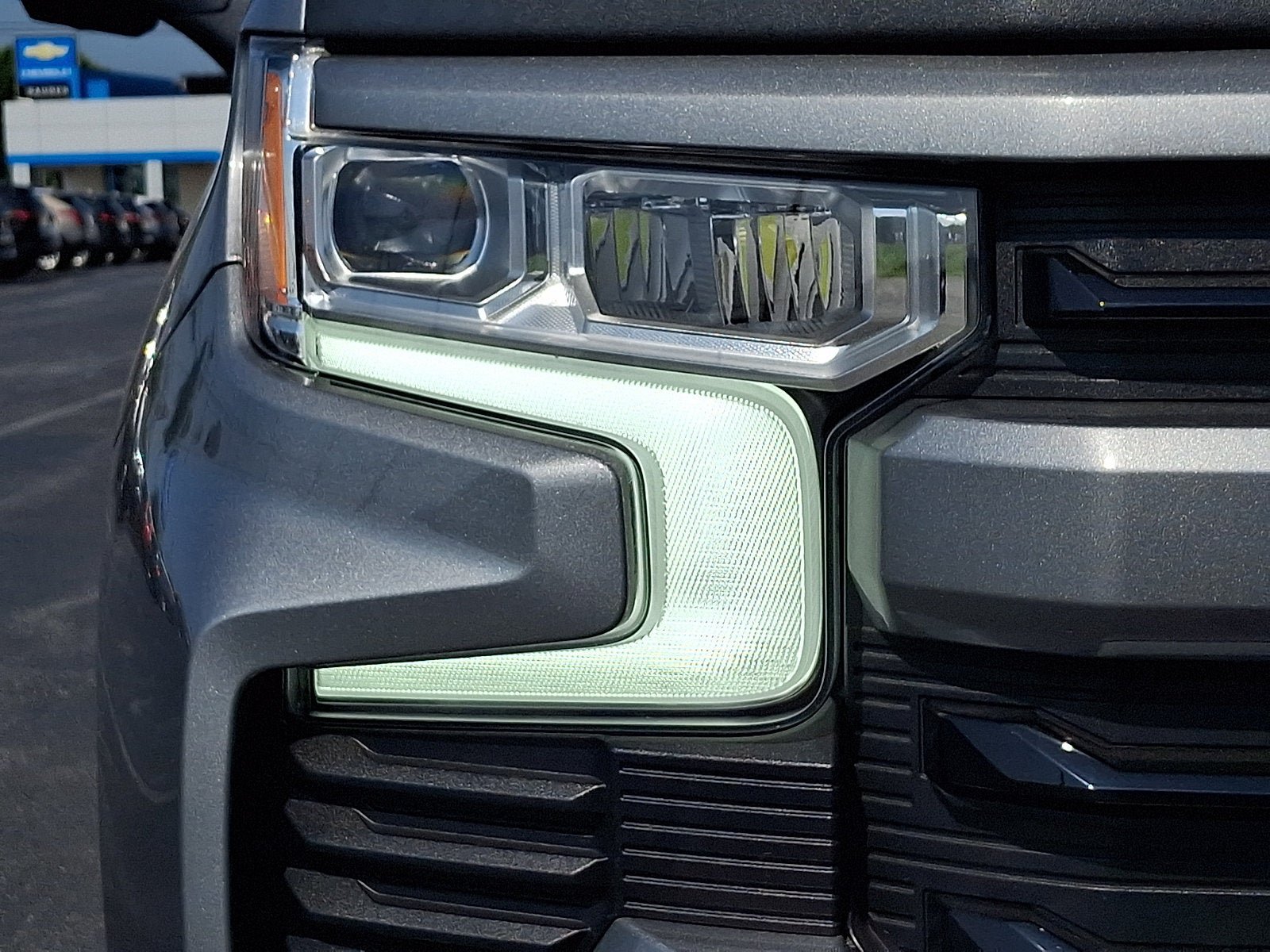 Used 2023 Chevrolet Silverado 1500 RST AWD/4WD image 9