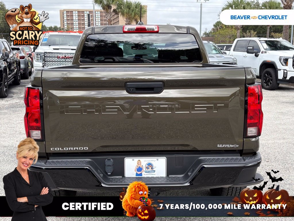 Used 2024 Chevrolet Colorado Trail Boss w/ Advanced Trailering Package AWD/4WD image 6
