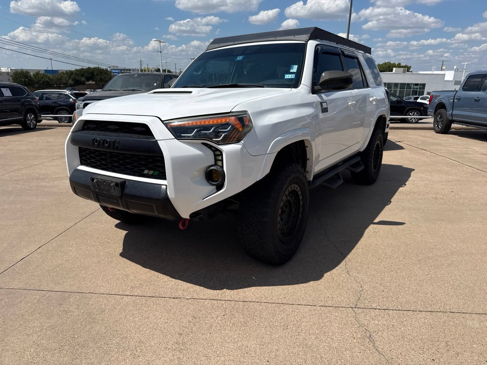Used 2017 Toyota 4Runner TRD Off-Road AWD/4WD image 3