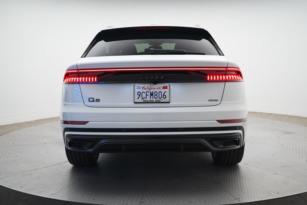 Used 2022 Audi Q8 Premium Plus AWD/4WD image 4