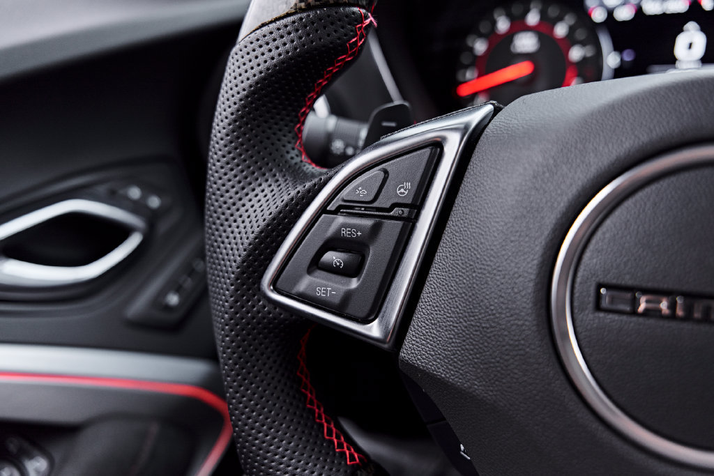 Used 2021 Chevrolet Camaro ZL1 RWD image 61