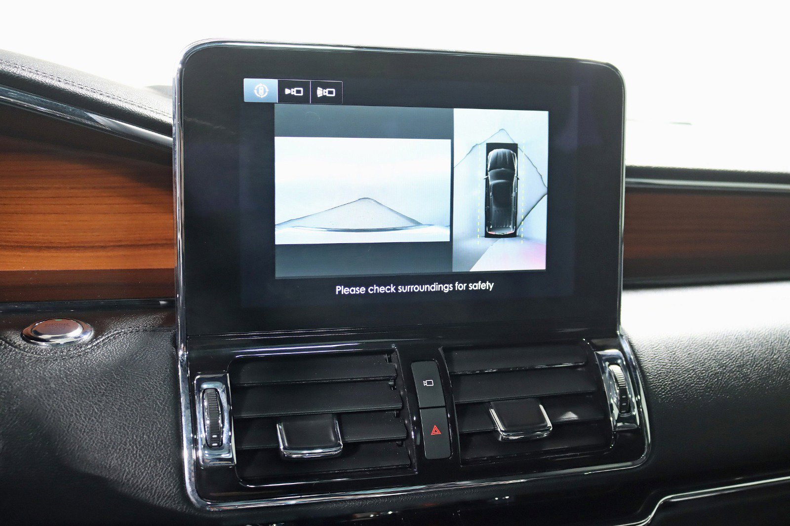 Used 2018 Lincoln Navigator L Reserve w/ Technology Package AWD/4WD image 24