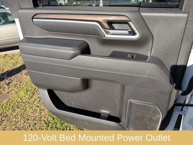 Used 2025 Chevrolet Silverado 2500 LT AWD/4WD image 31
