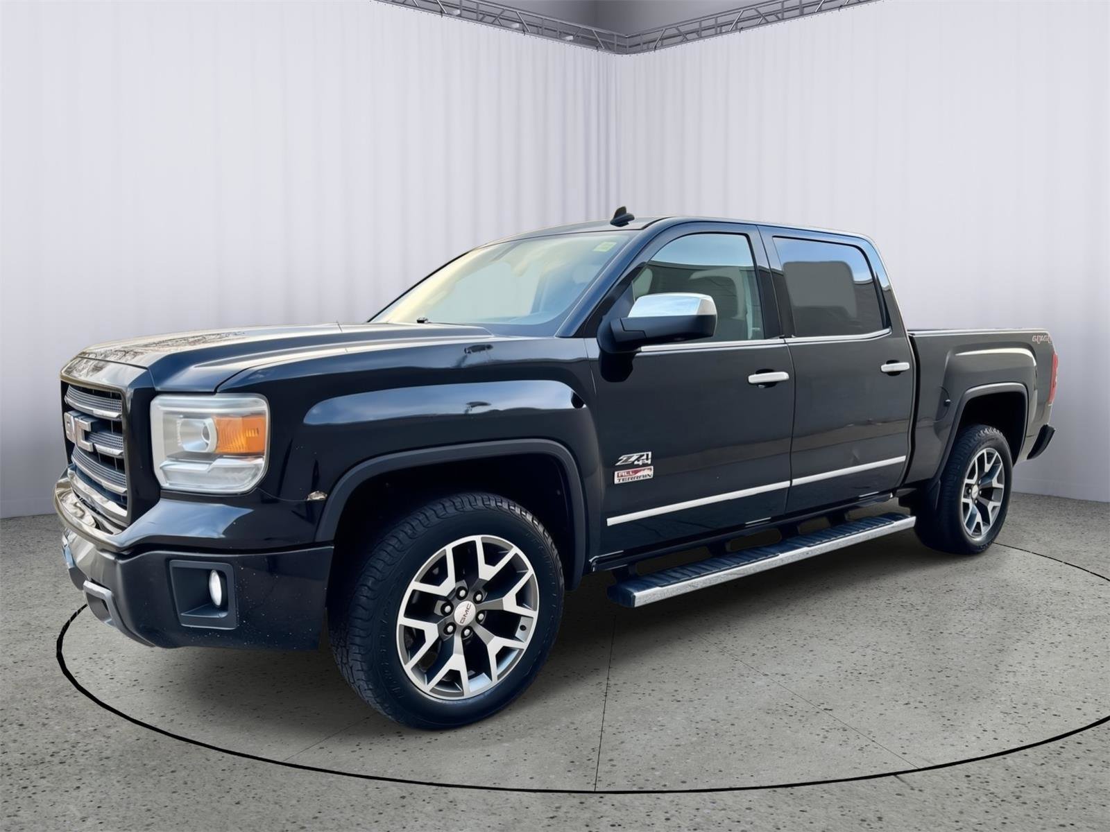 Used 2014 GMC Sierra 1500 SLE w/ All-Terrain Package image 4