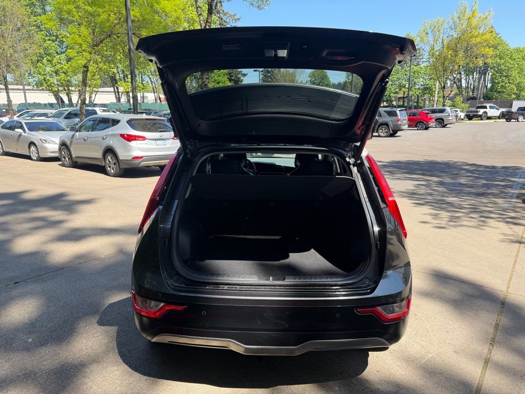 Used 2024 Kia Niro Wind w/ Wind Preserve Package FWD image 12