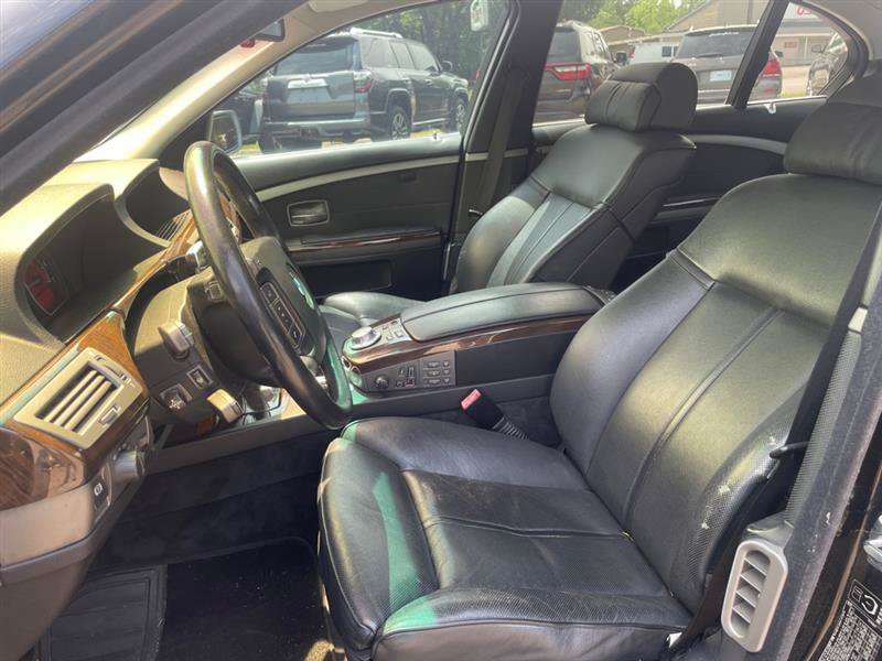 Used 2004 BMW 745Li RWD image 10